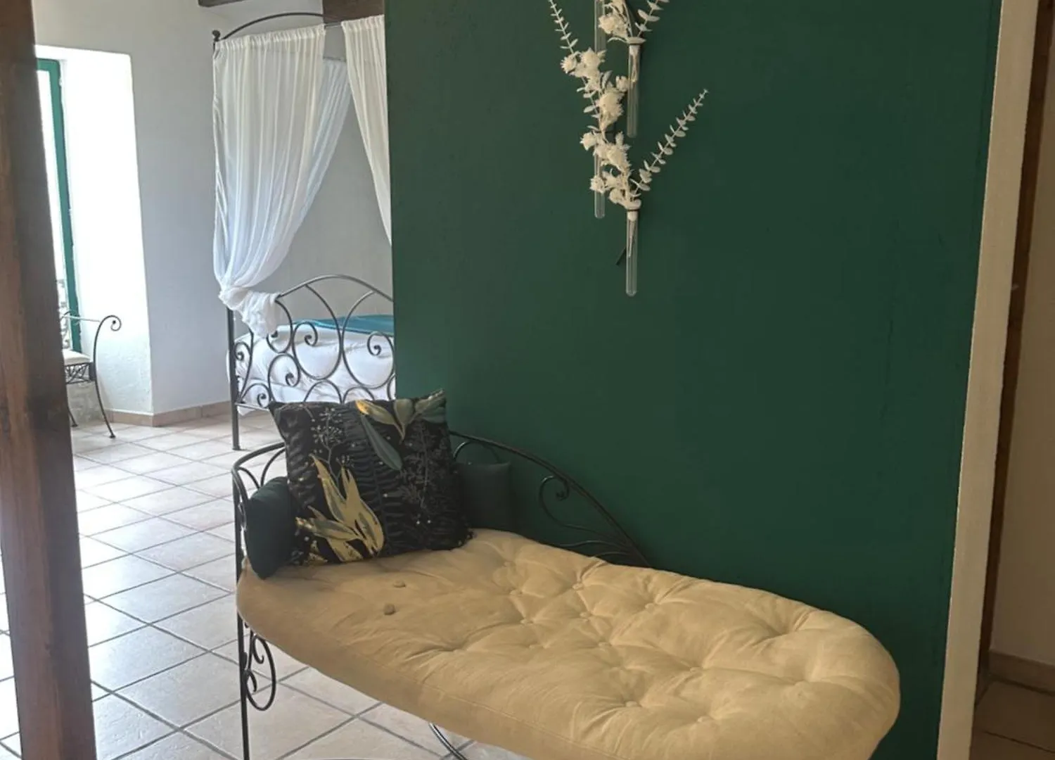 Celinatura Preneron Πανσιόν